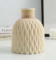 DIY Elegant Plastic Vase
